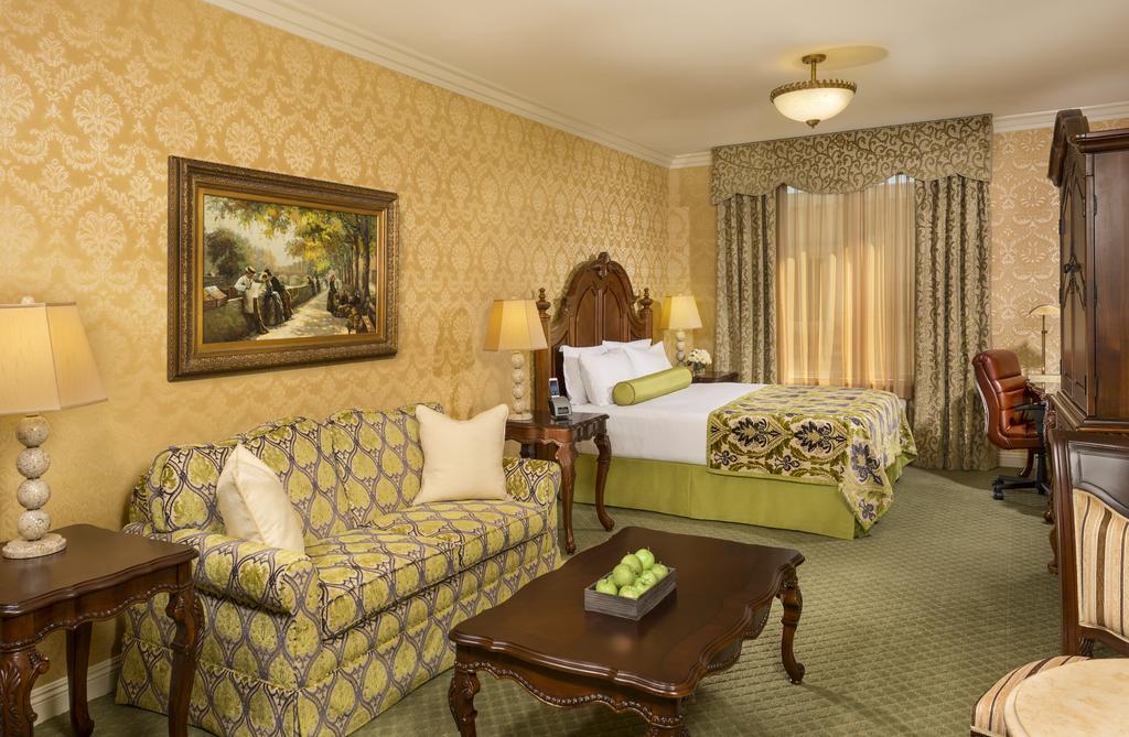 Ayres Hotel Manhattan Beach Хоторн Стая снимка