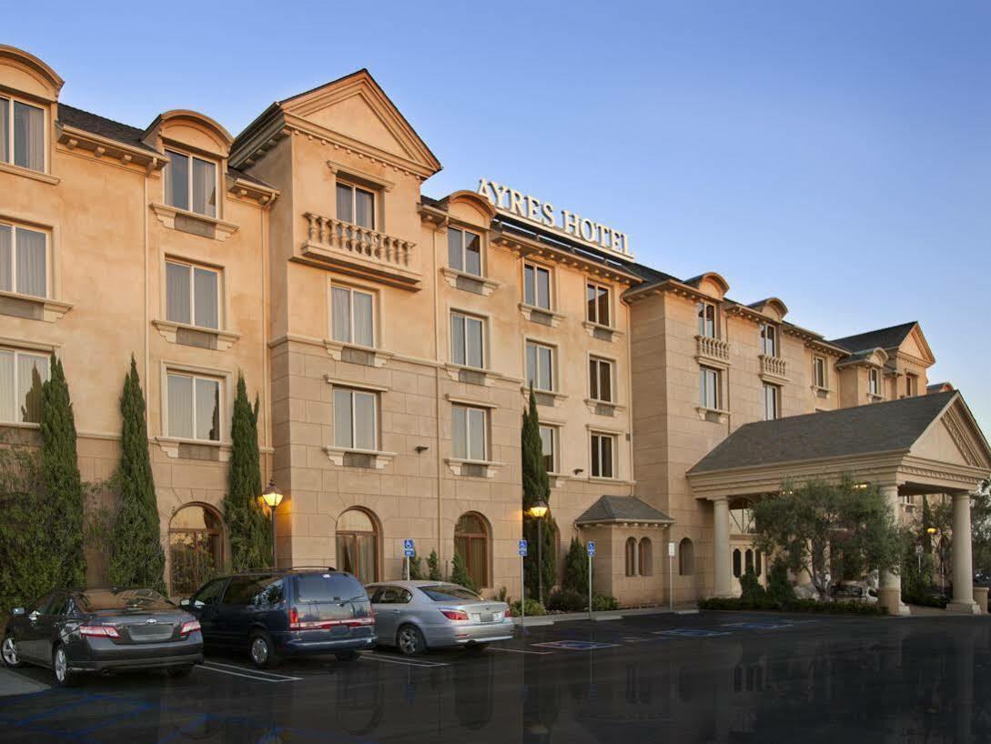 Ayres Hotel Manhattan Beach Хоторн Екстериор снимка