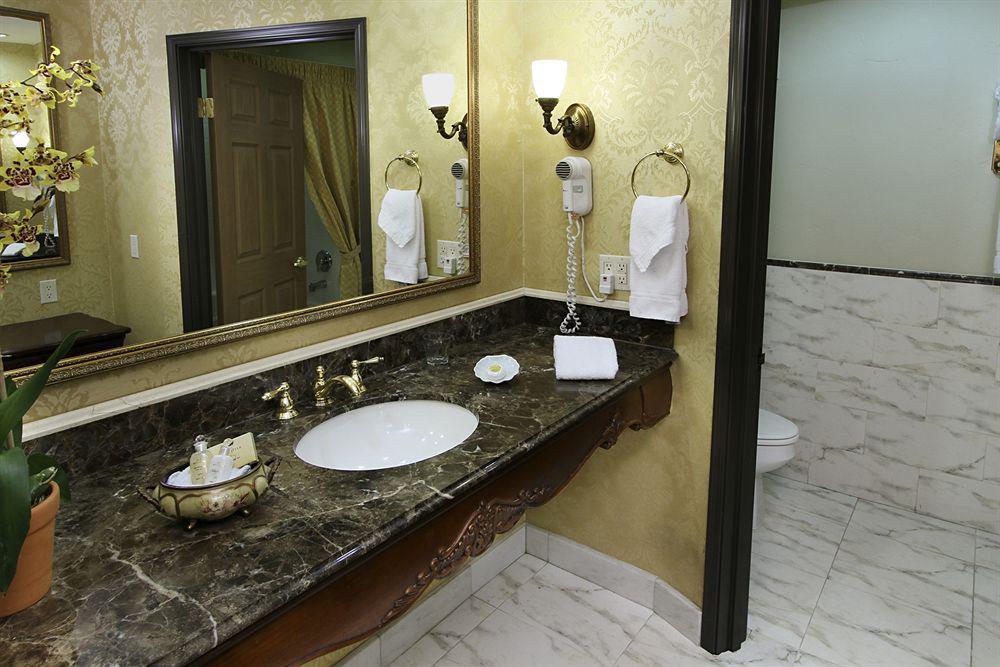 Ayres Hotel Manhattan Beach Хоторн Екстериор снимка