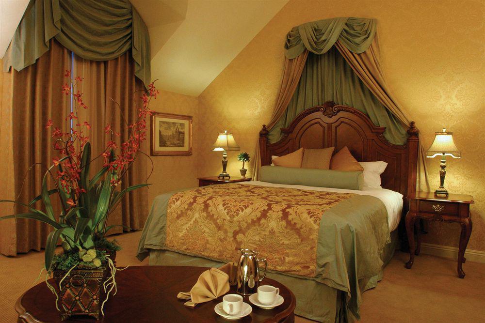 Ayres Hotel Manhattan Beach Хоторн Стая снимка