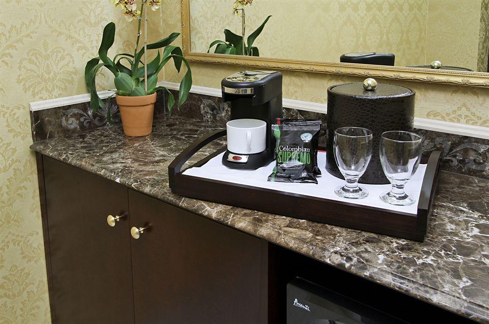 Ayres Hotel Manhattan Beach Хоторн Екстериор снимка