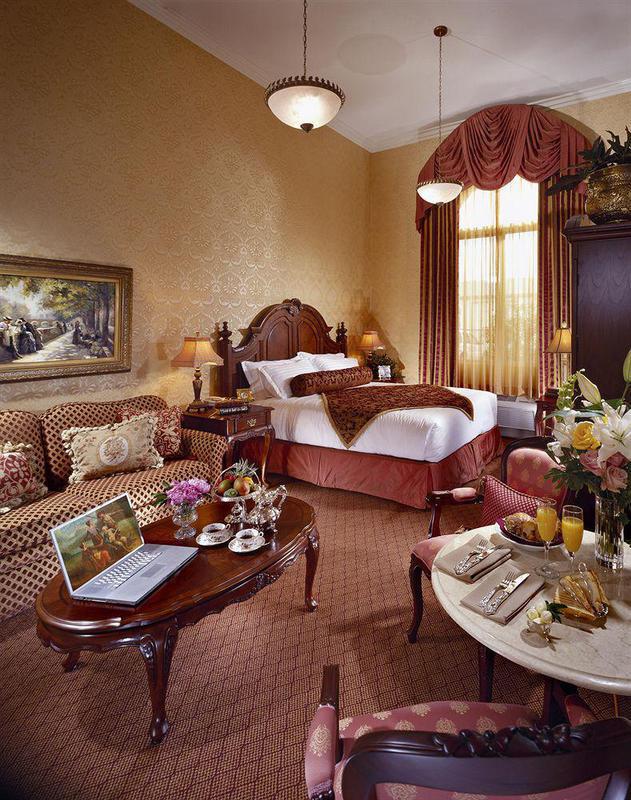 Ayres Hotel Manhattan Beach Хоторн Стая снимка